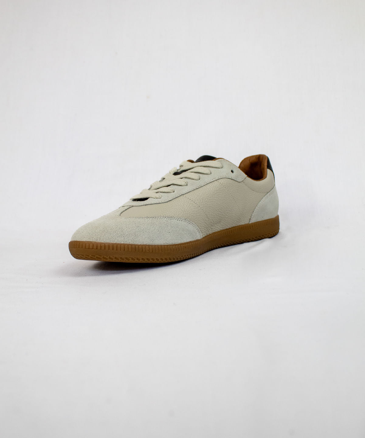 Tenis Lifestyle Phoenix Hombre 2