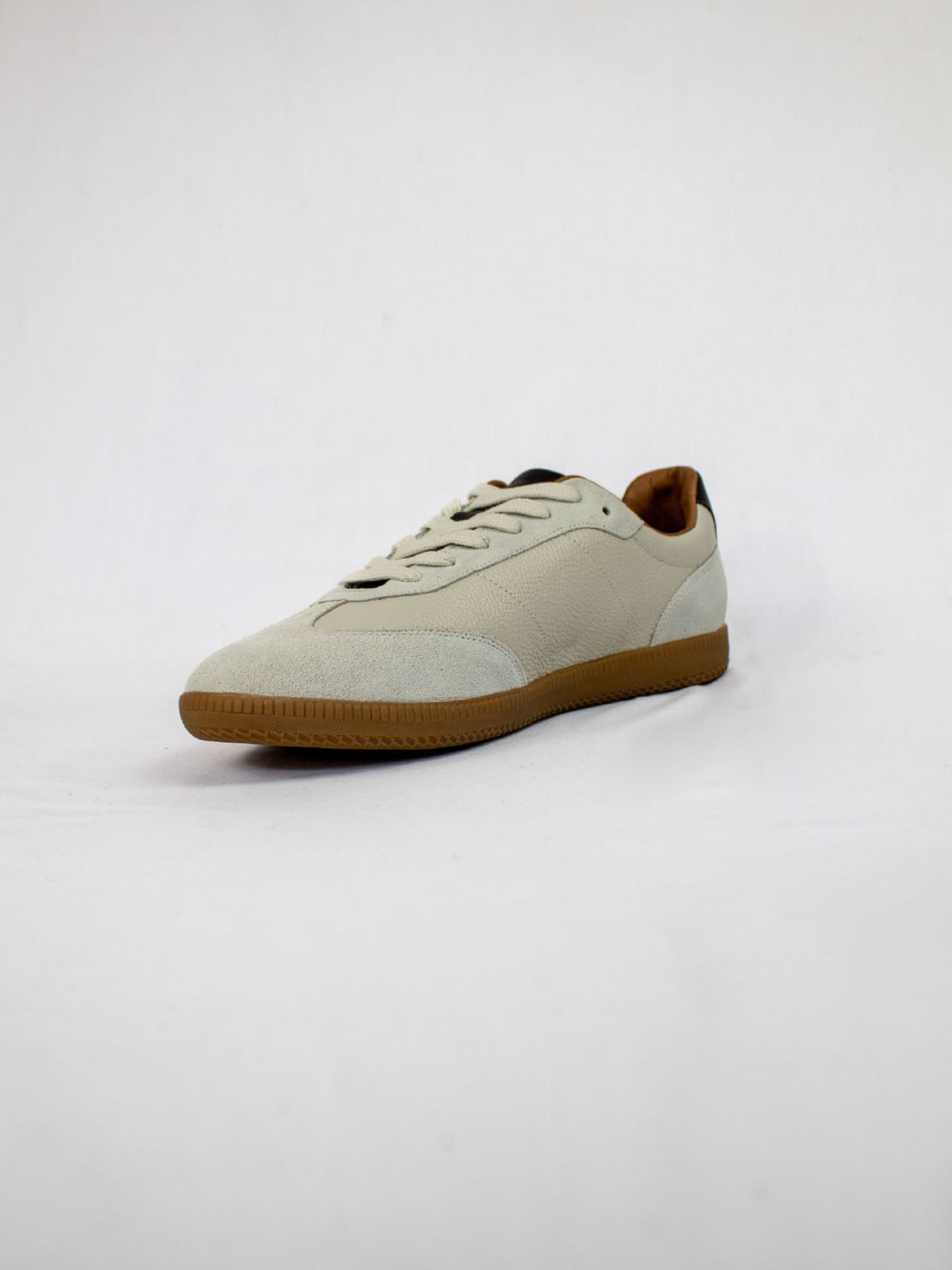Tenis Lifestyle Phoenix Hombre 2